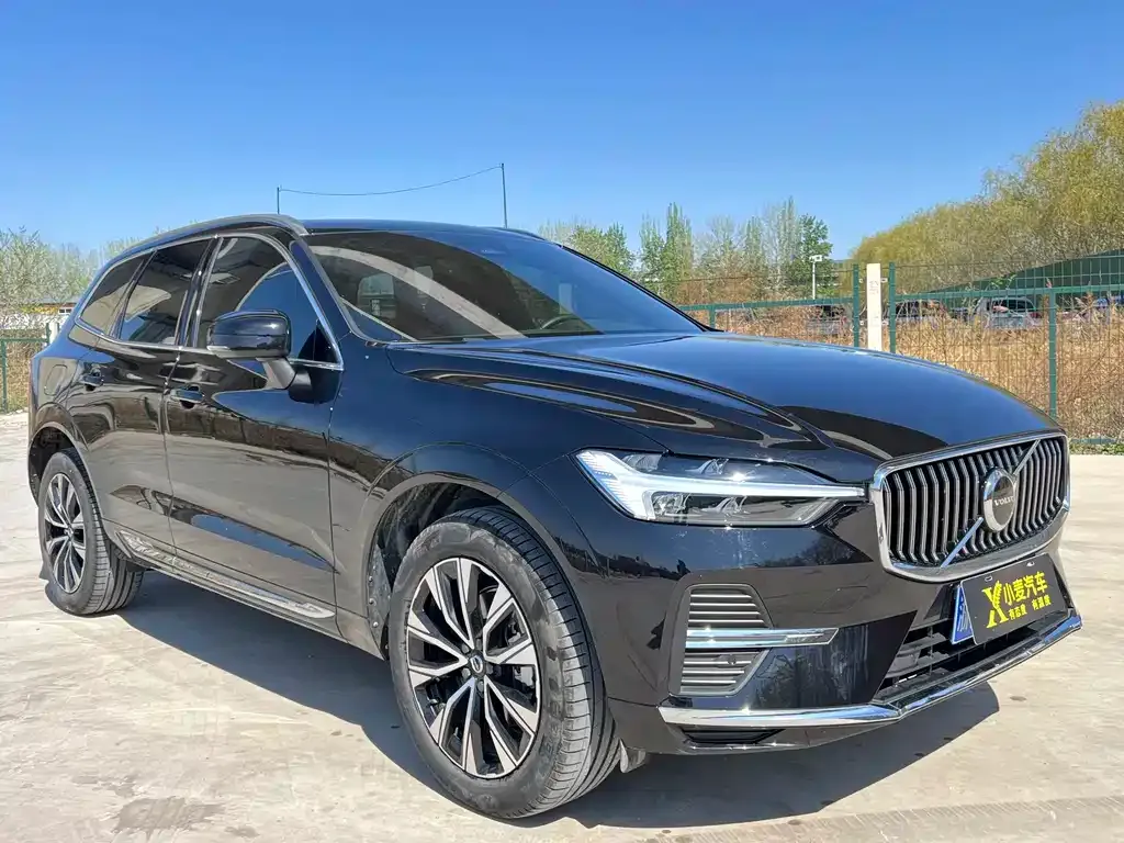 Volvo XC60 — фото 2