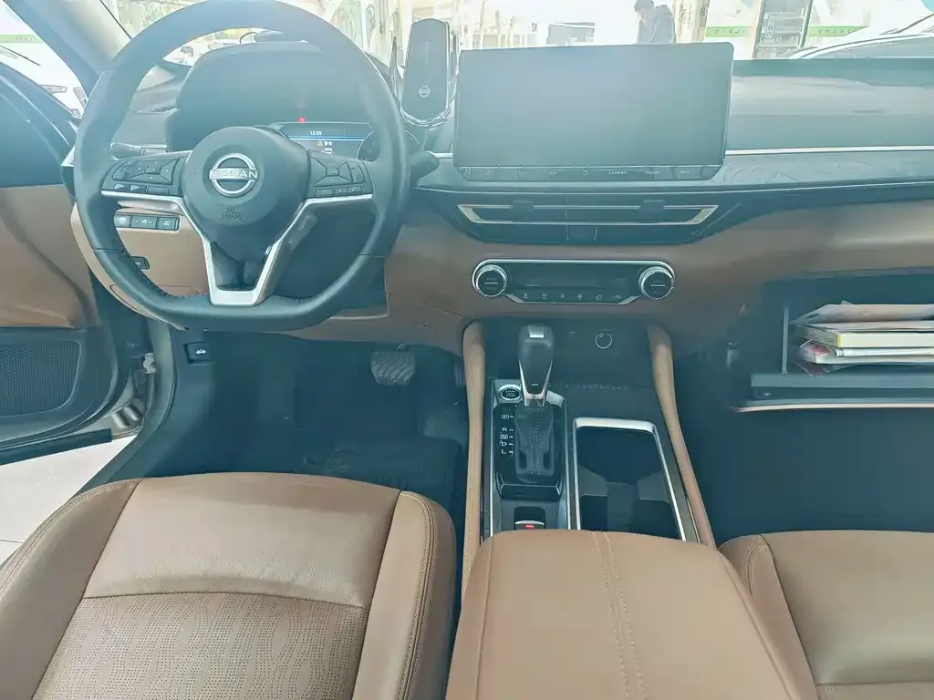 Nissan Teana — фото 2