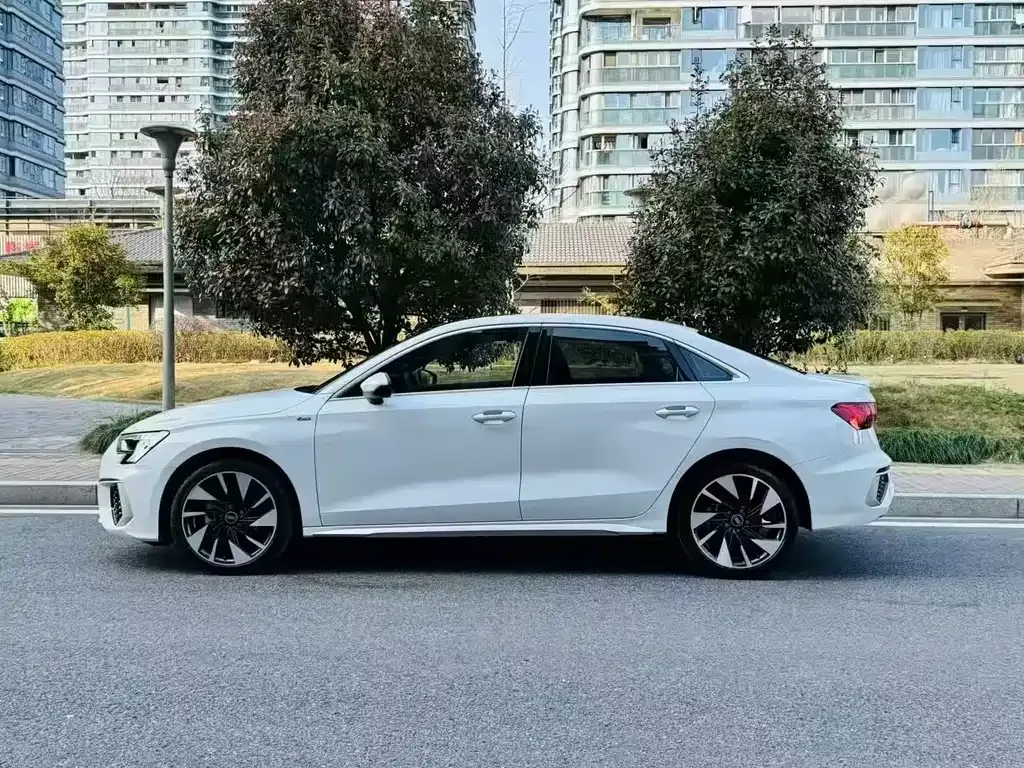 Audi A3 — фото 5