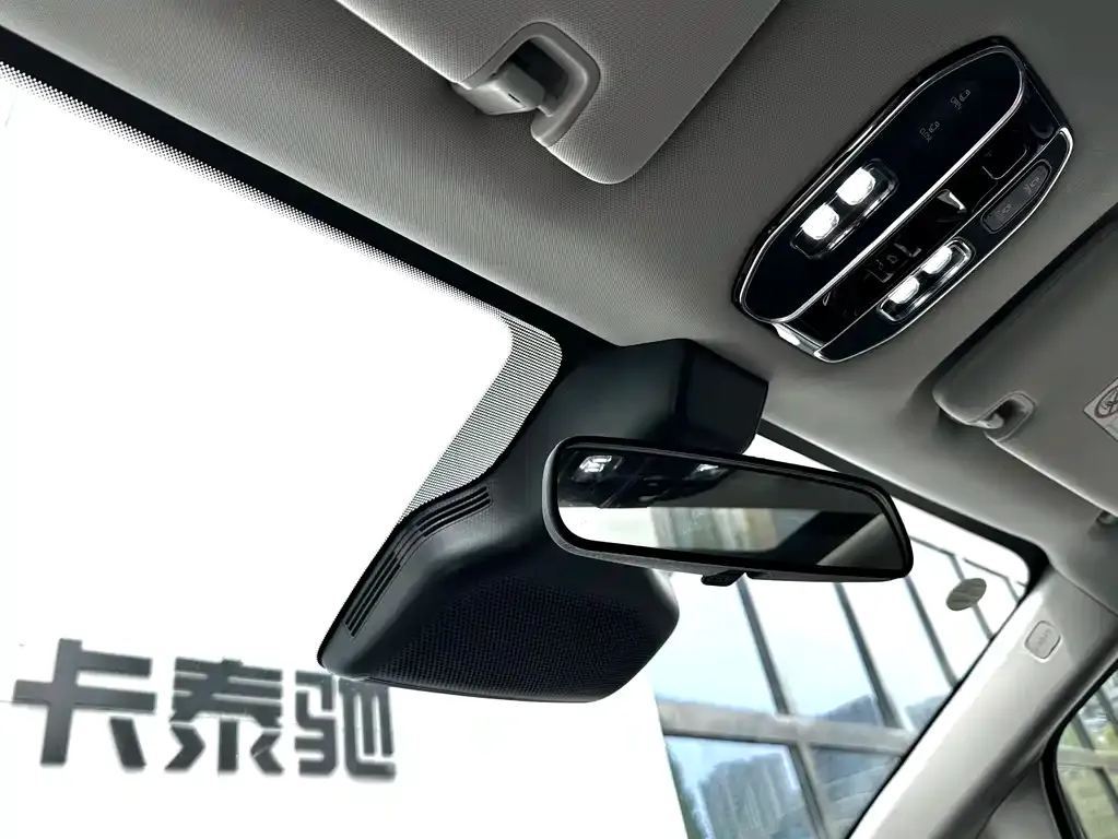 GAC Motor Trumpchi M8 — фото 5