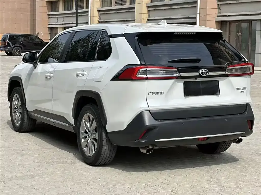 Toyota Wildlander — фото 2