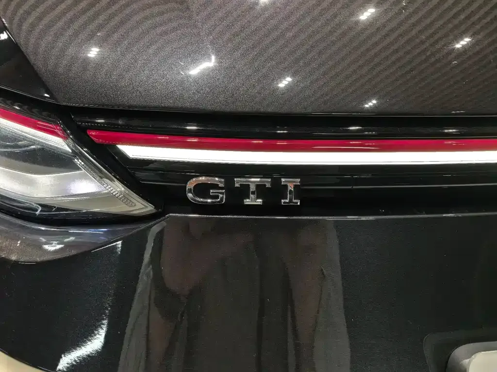 Volkswagen Golf GTI 2022 из CN, фото 7