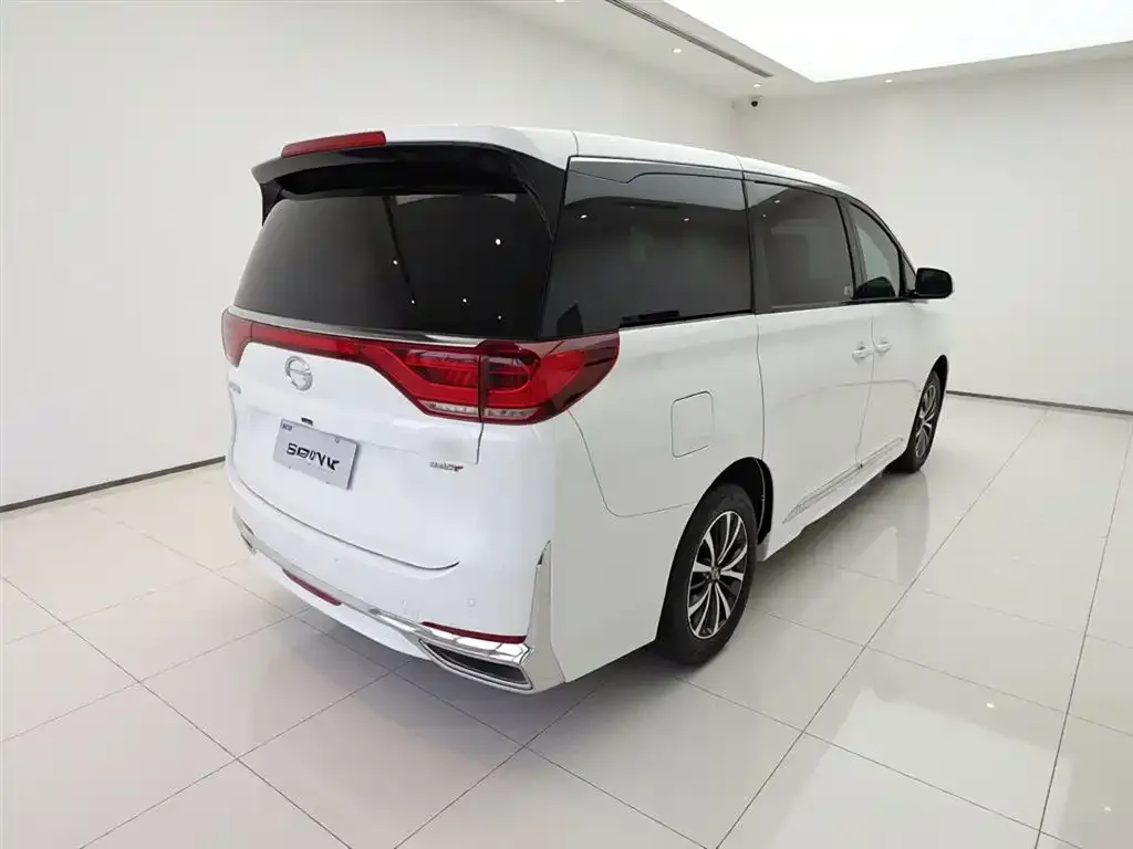 GAC Motor Trumpchi M8 — фото 2