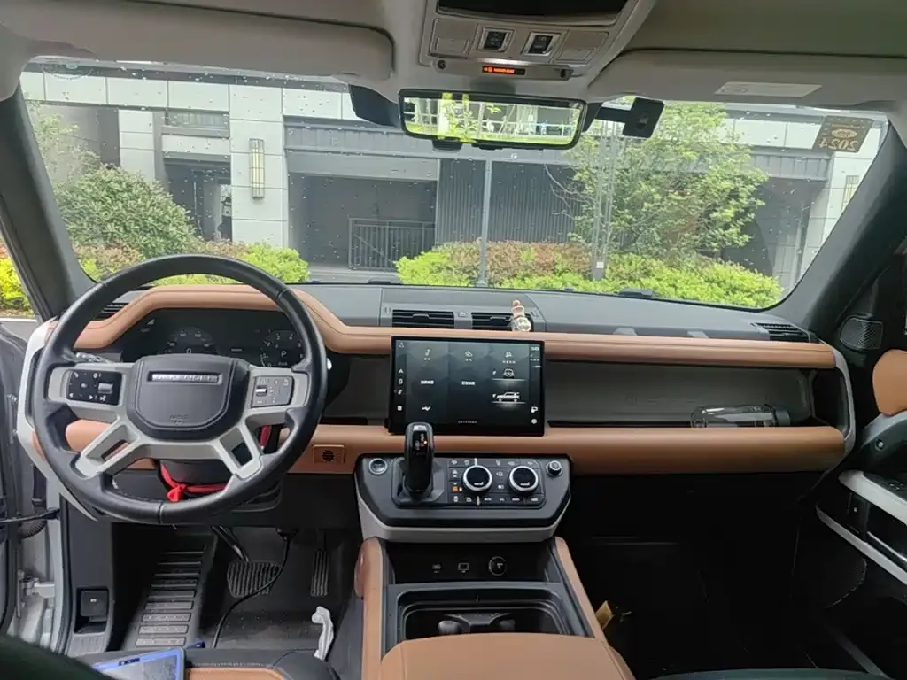 Land Rover Defender — фото 4