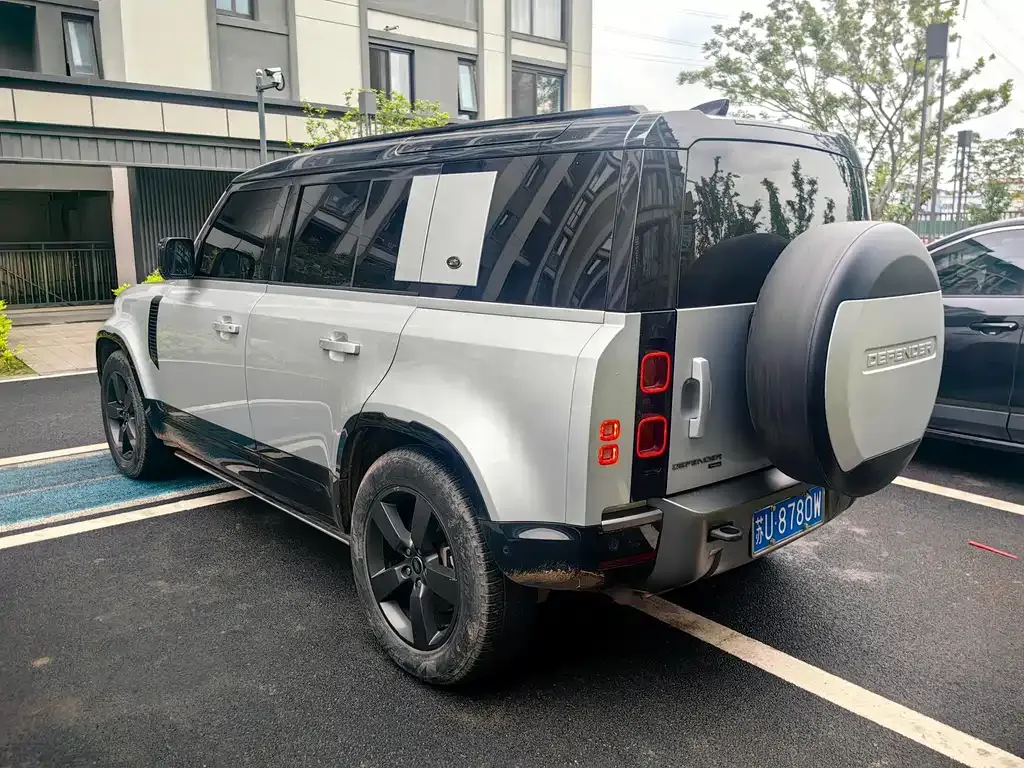 Land Rover Defender — фото 5