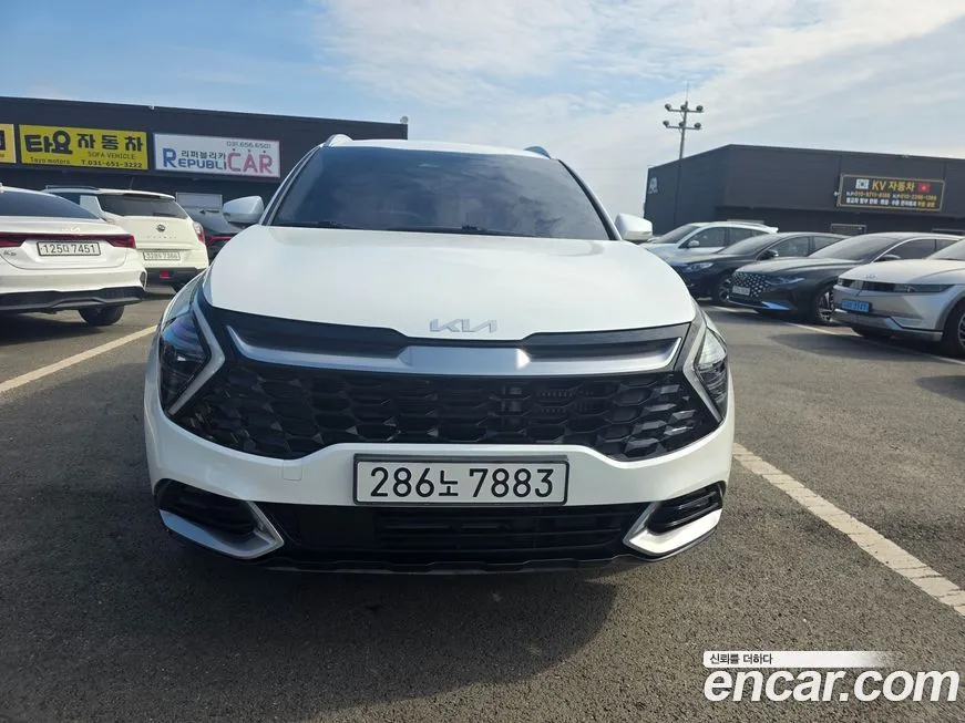 Kia Sportage — фото 1