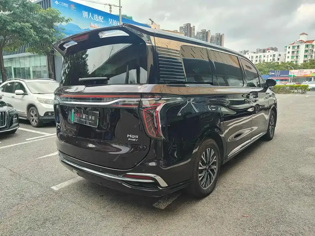 Hongqi HQ9 PHEV — фото 10