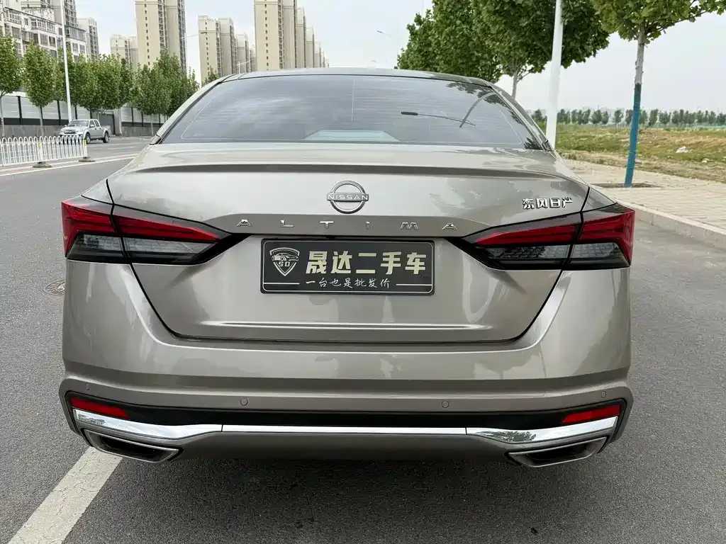 Nissan Teana — фото 2