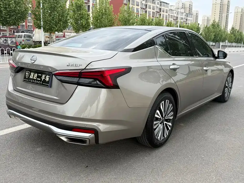 Nissan Teana — фото 5