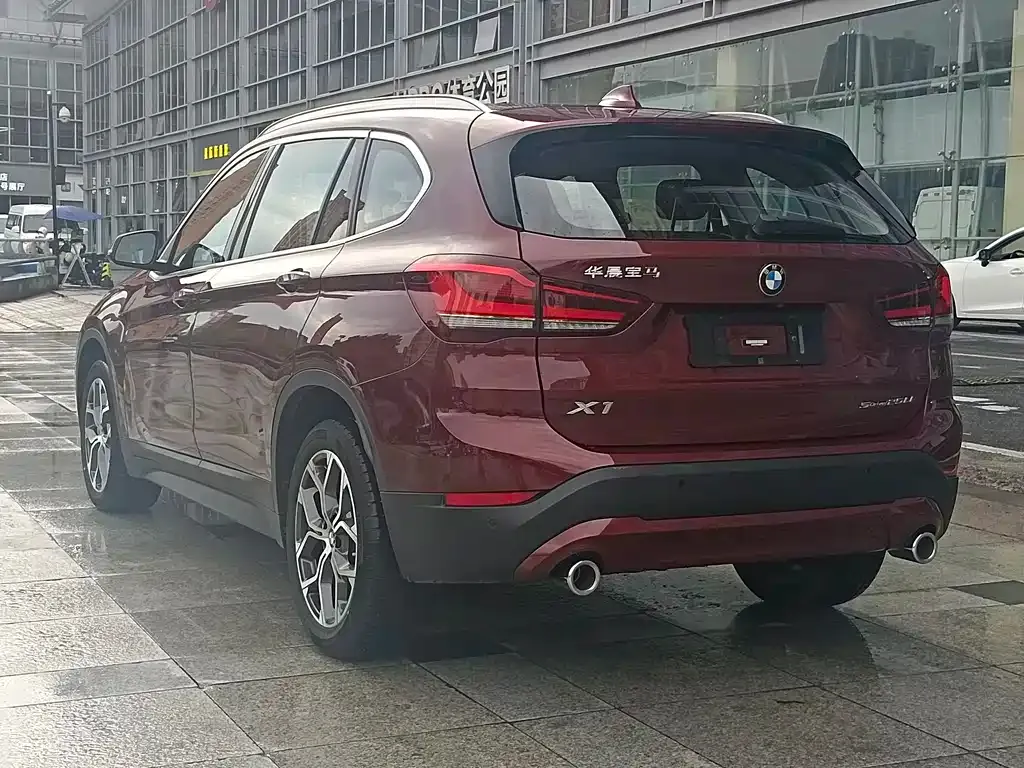 BMW X1 — фото 3
