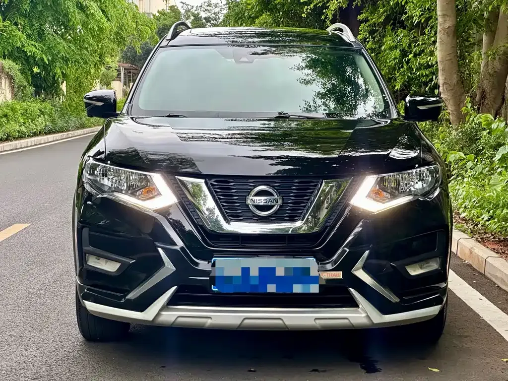 Nissan X-Trail — фото 5