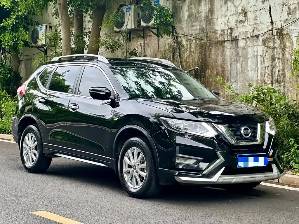 Nissan X-Trail — фото 8