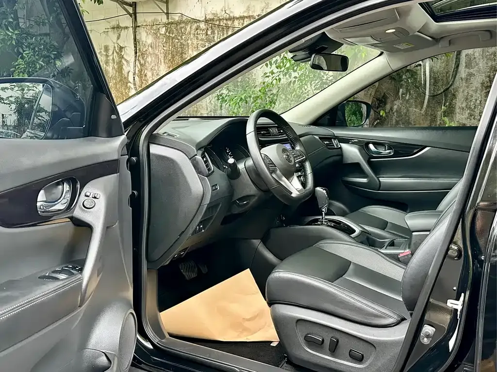 Nissan X-Trail — фото 9
