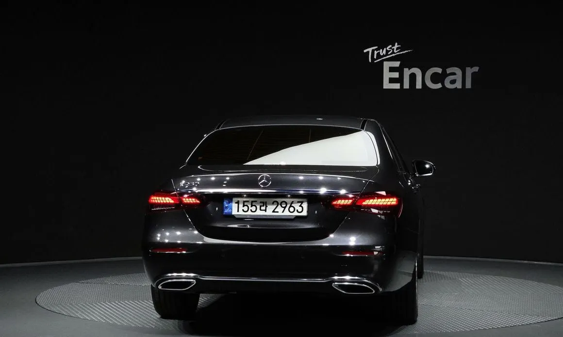 Mercedes-Benz E-Class 2022 из KR, фото 4
