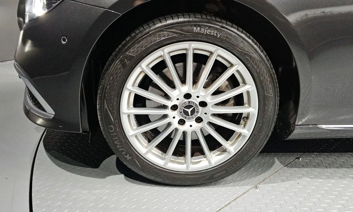 Mercedes-Benz E-Class 2022 из KR, фото 5