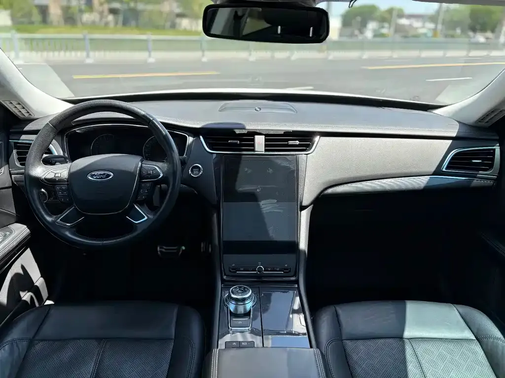 Ford Taurus 2021 из CN, фото 5