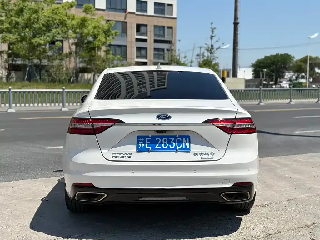 Ford Taurus 2021 из CN, фото 2