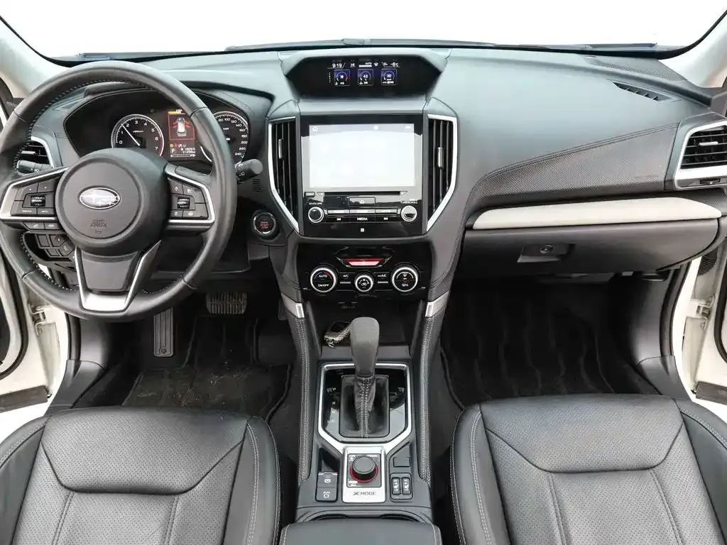 Subaru Forester — фото 8