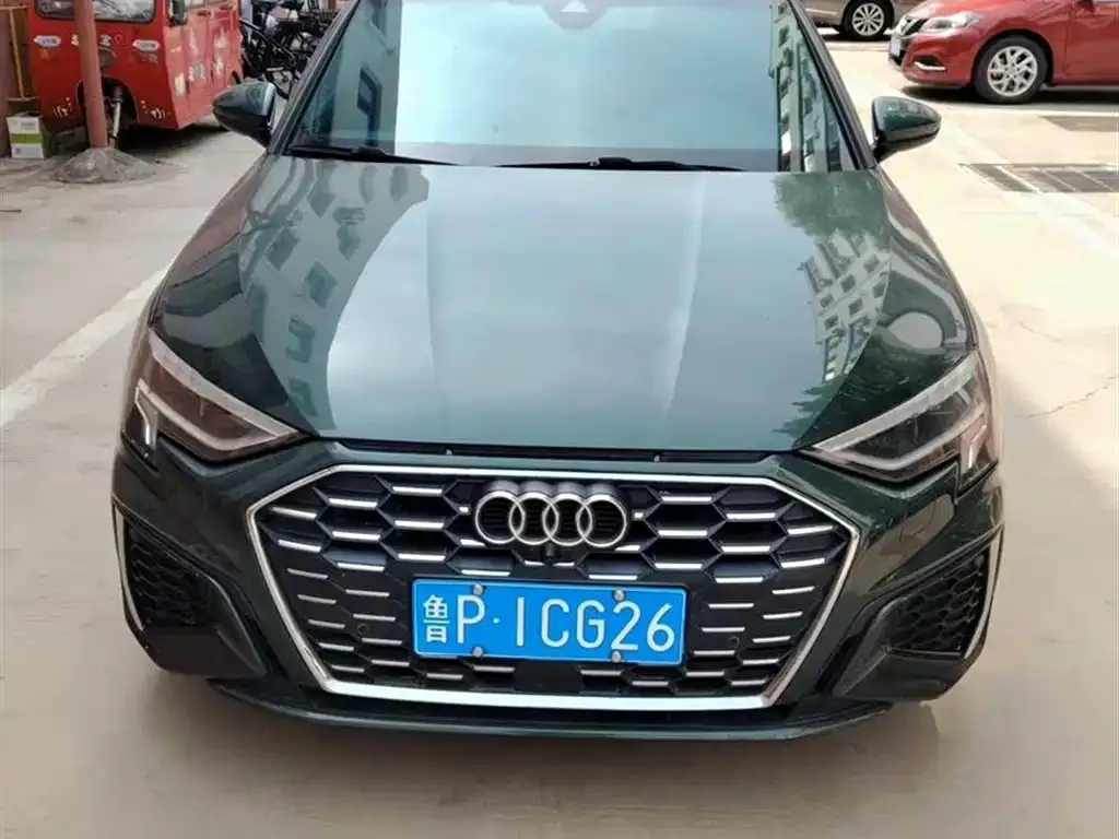 Audi A3 — фото 1