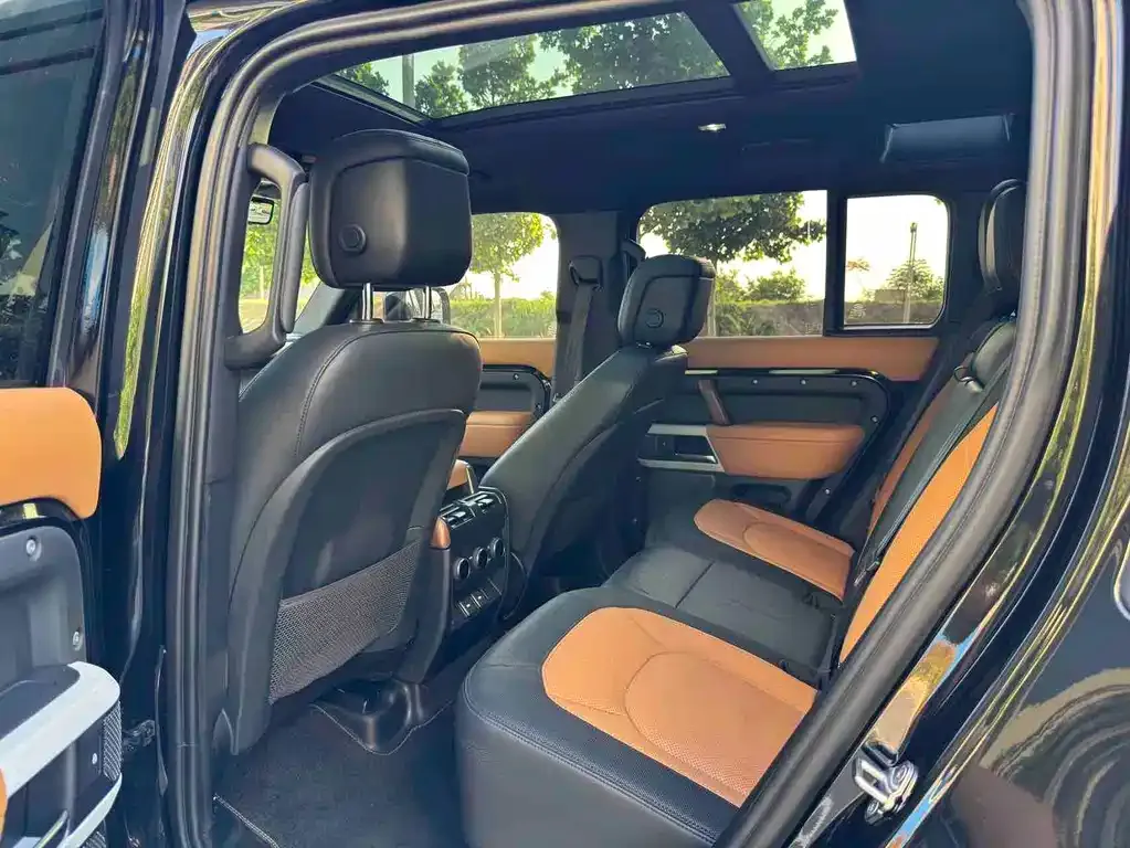 Land Rover Defender — фото 3
