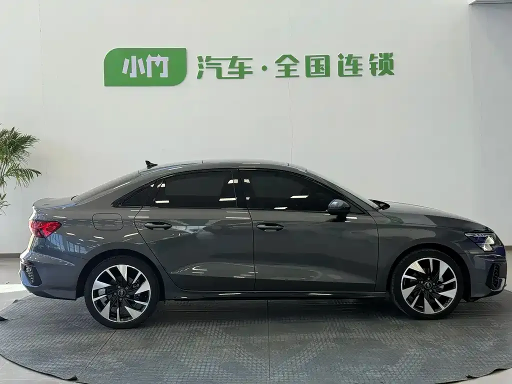 Audi A3 2023 из CN, фото 10