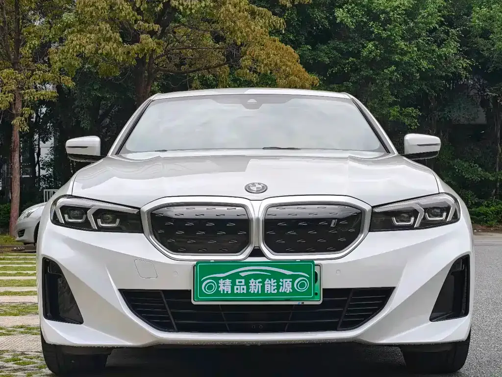 BMW i3 — фото 10