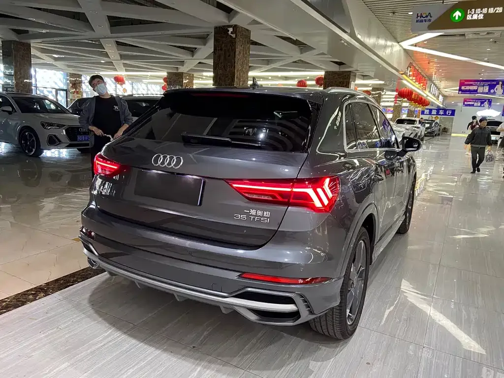 Audi Q3 2022 из CN, фото 10