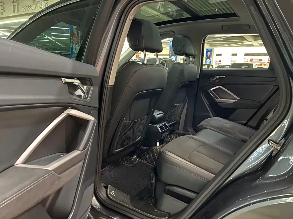 Audi Q3 2022 из CN, фото 4