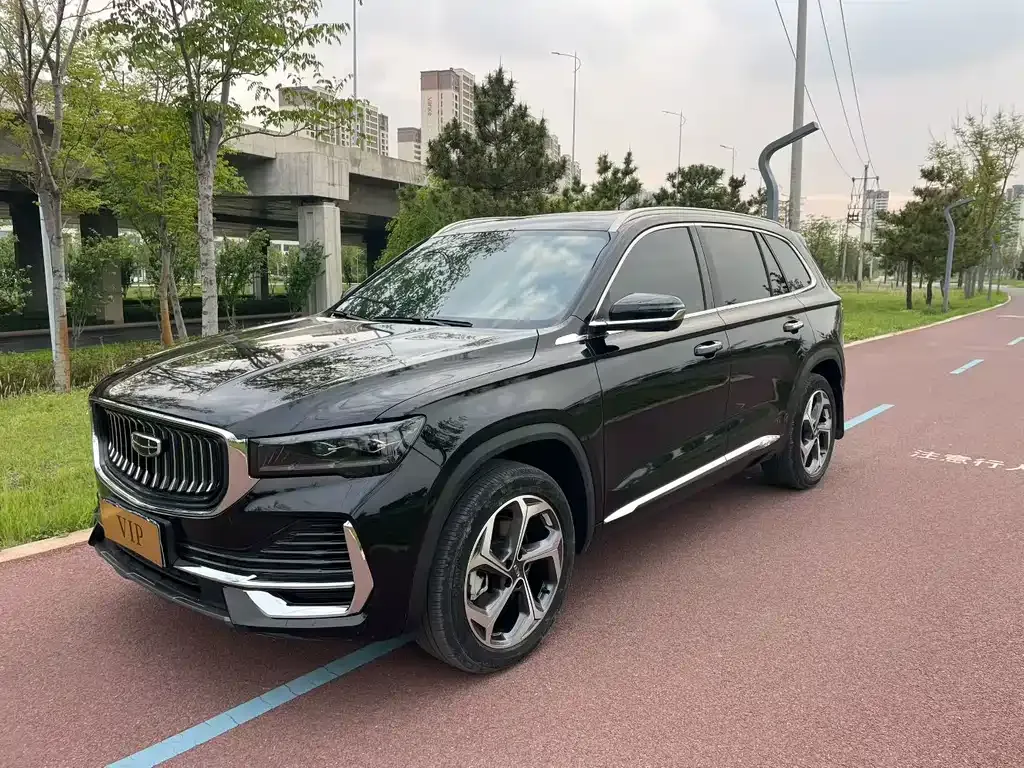 Geely Xingyue L — фото 1
