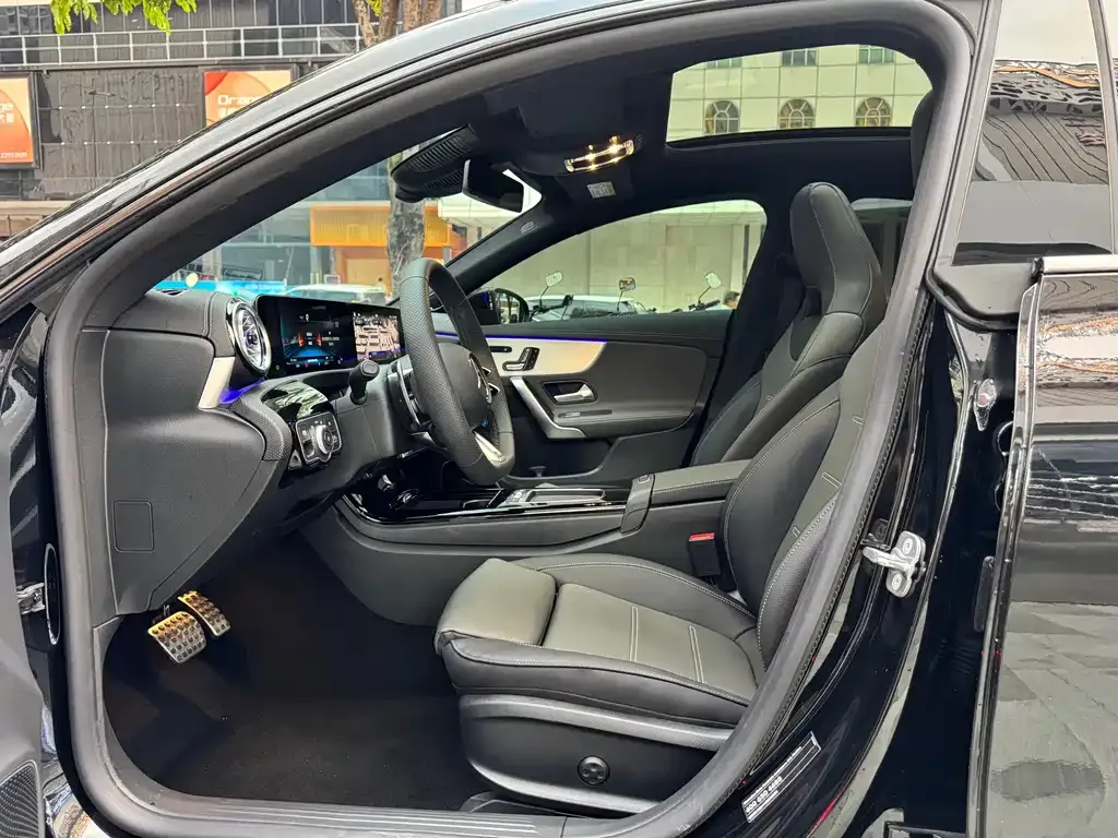 Mercedes-Benz CLA AMG — фото 9