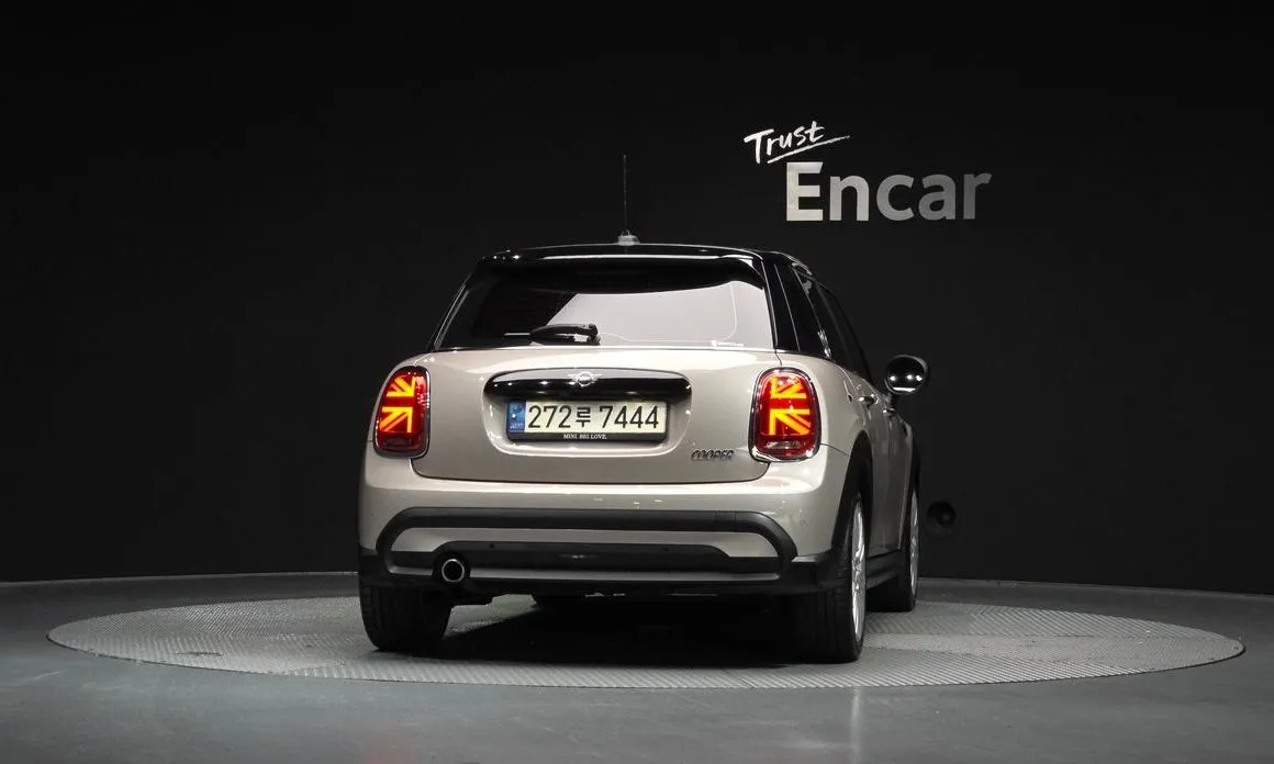 Mini Cooper 2022 из KR, фото 5