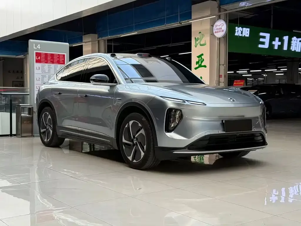 NIO EC6 — фото 10