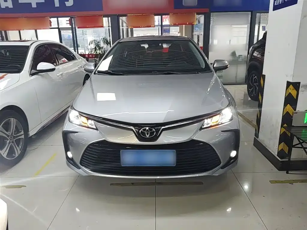 Toyota Corolla 2024 из CN, фото 10