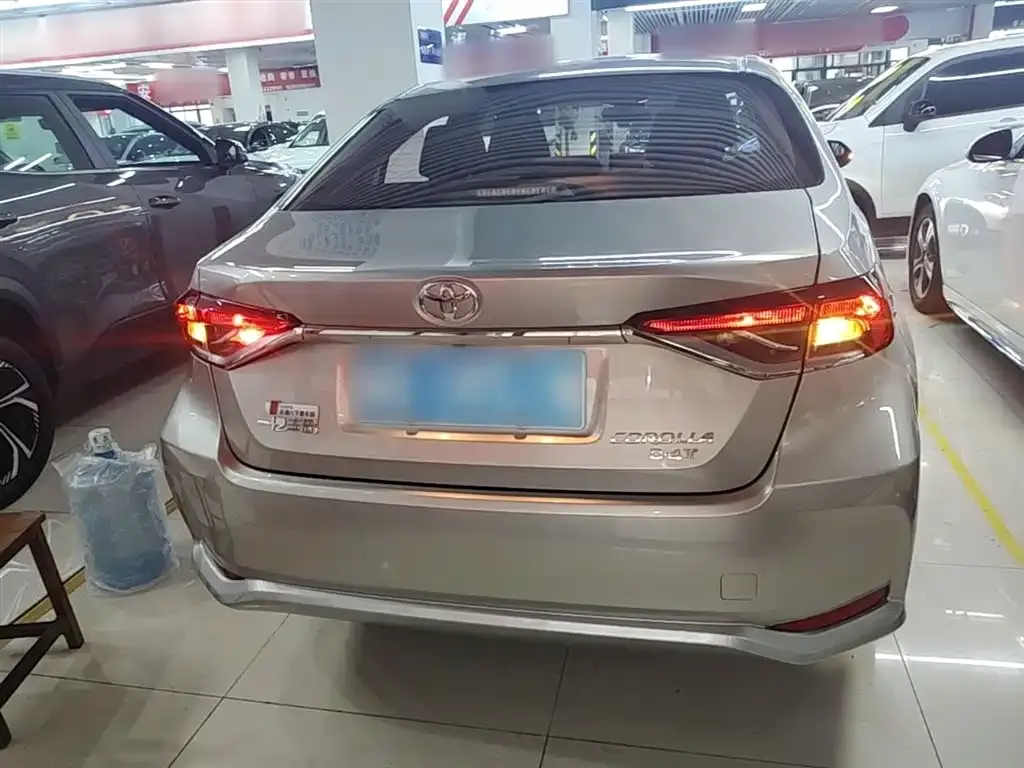Toyota Corolla 2024 из CN, фото 4