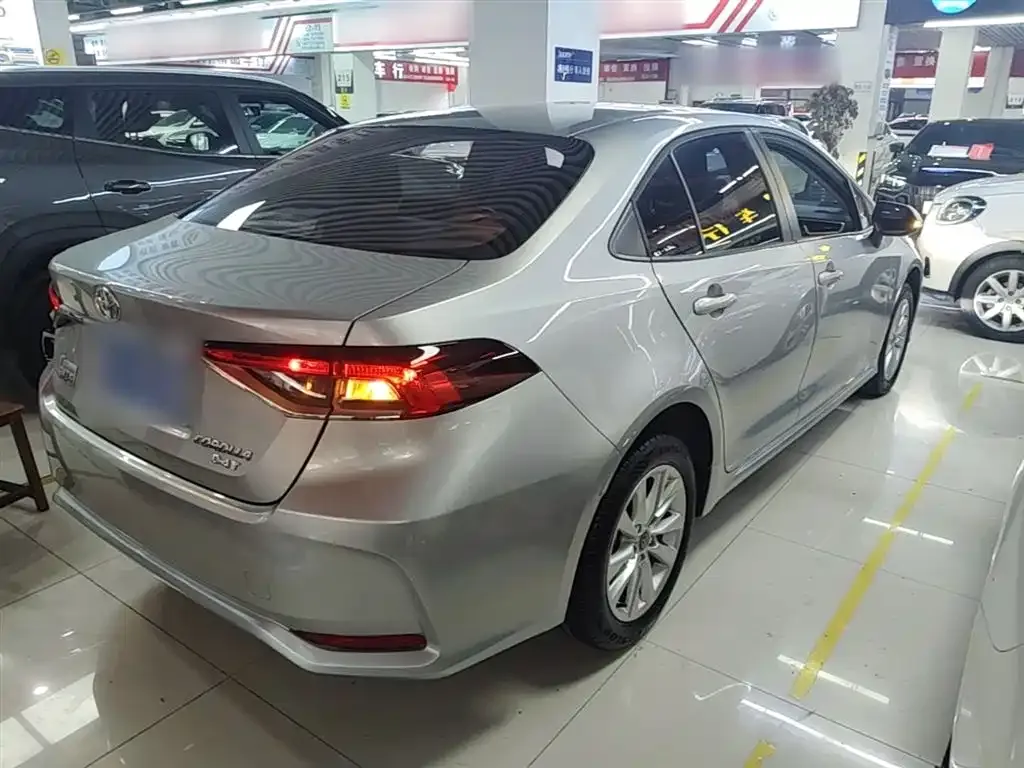 Toyota Corolla 2024 из CN, фото 9