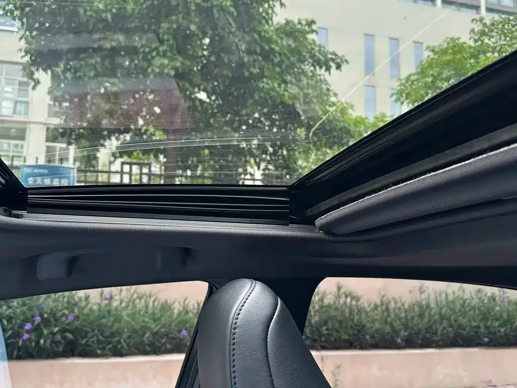 Toyota Avalon 2023 из CN, фото 3