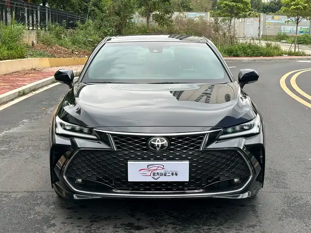 Toyota Avalon 2023 из CN, фото 4