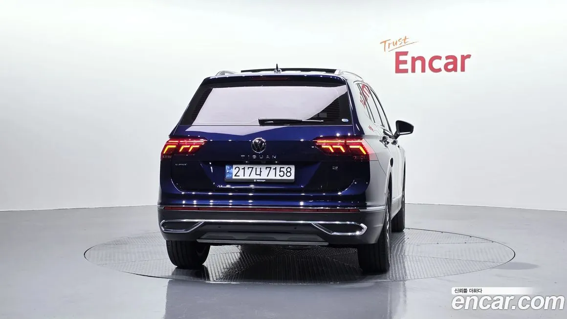 Volkswagen Tiguan — фото 5