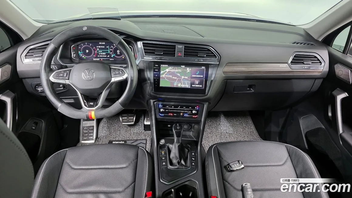 Volkswagen Tiguan — фото 7