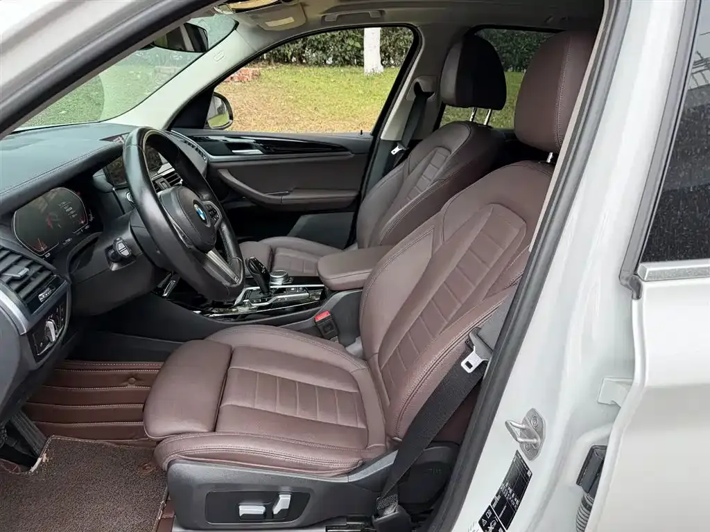 BMW X3 2021 из CN, фото 3