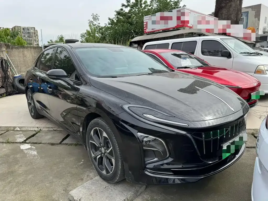 Hongqi E-QM5 2024 из CN, фото 9