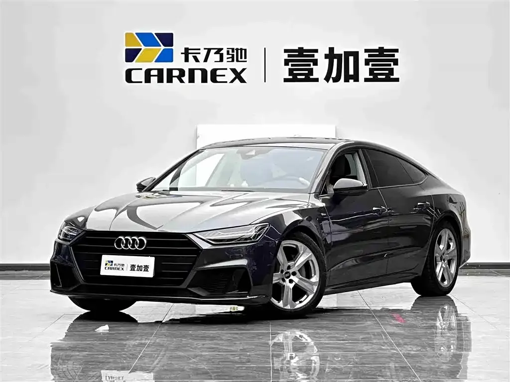 Audi A7 — фото 1