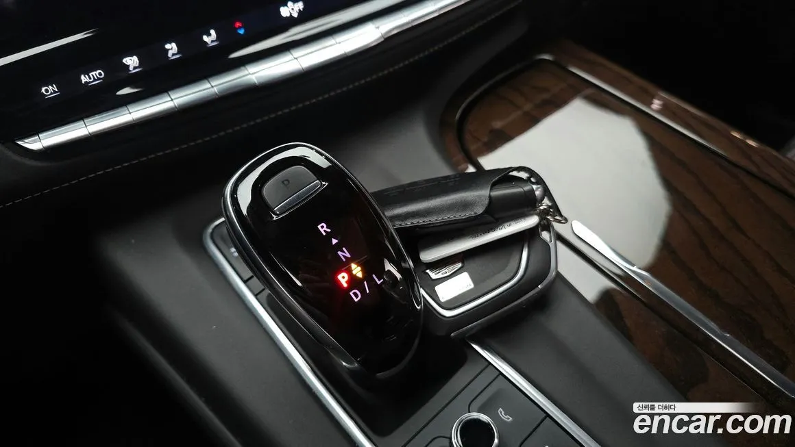 Cadillac Escalade 2021 из KR, фото 9