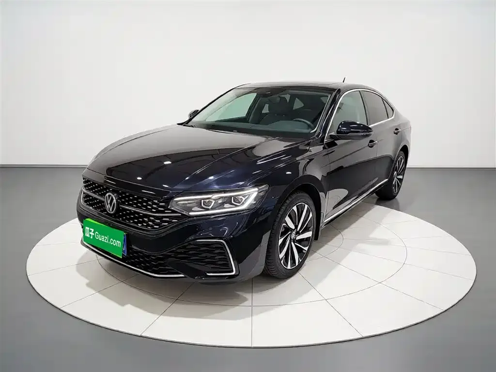 Volkswagen Passat — фото 3