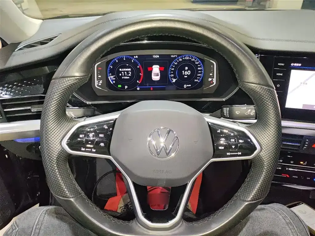 Volkswagen Passat — фото 8