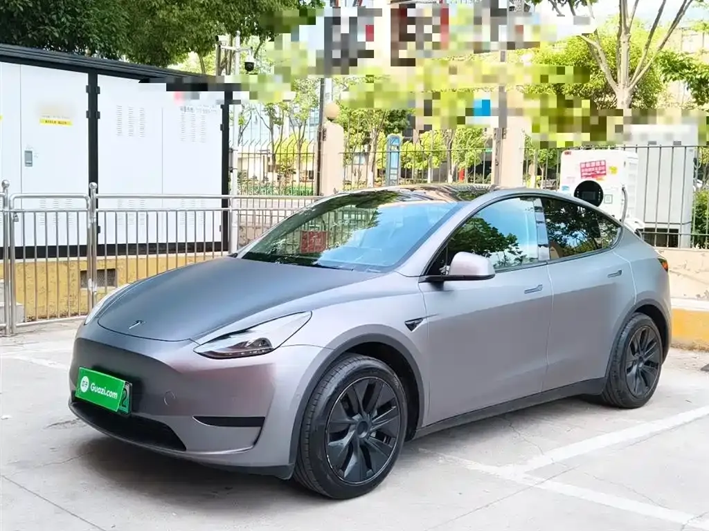 Tesla Model Y — фото 5