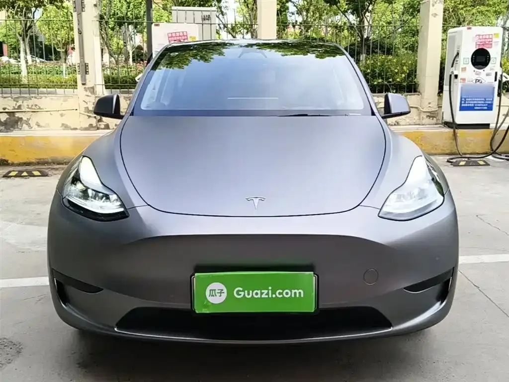 Tesla Model Y — фото 9