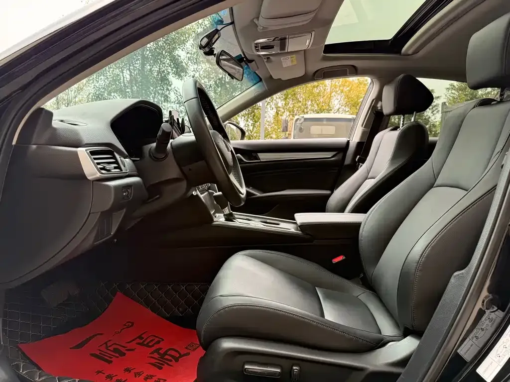Honda Accord — фото 2