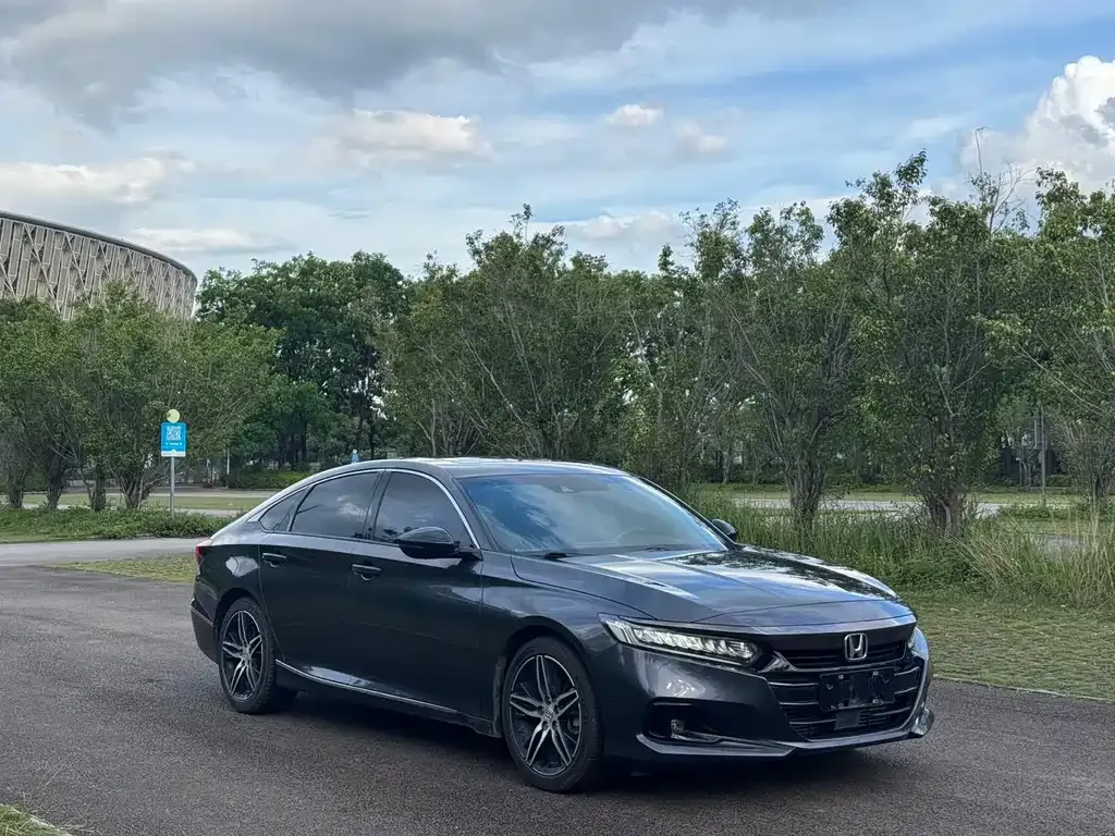 Honda Accord — фото 6