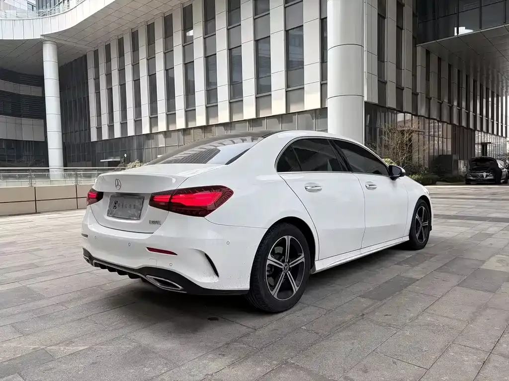 Mercedes-Benz A-Class — фото 4